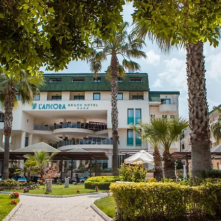 L'ancora Hotell